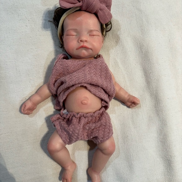 NWT Silicone Baby Doll 10 Inch with Hair Soft Silicone Reborn Handmade Realistic - Picture 3 of 8